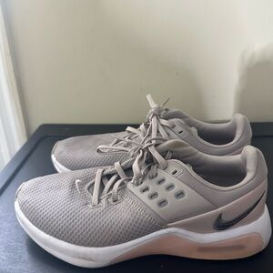 Nike Air Max Bella TR 4 Grey/Metallic Pewter Women's Training Shoes-Size 8